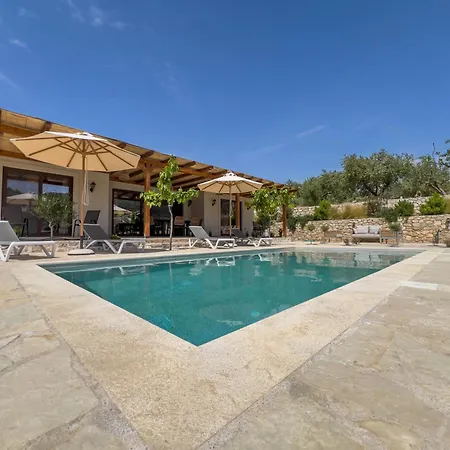 Villa Merelia Kondaraíni