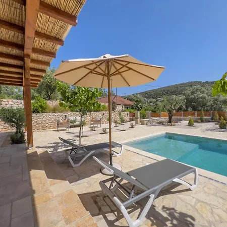 Merelia Villa *