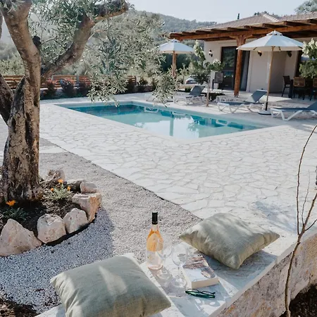 Merelia Villa *